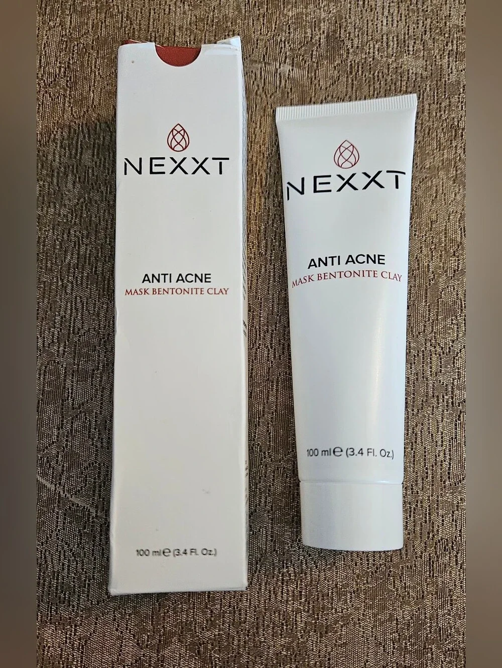 Nexx Anti Acne Mask - White with Copper Logo